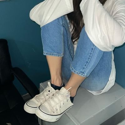 อายุไม่เกี่ยว ใส่เดี่ยวได้หมดอะไอสัส
ปล.หน้าตาติ๋มๆ แต่ทิ่มหน้ามึงได้นะ