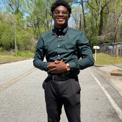 Senior Year C/O 2022 | Receiver | Defensive back | 5'9 | 3.0 GPA| 230 bench 380 squat | Straight Athlete #2 https://t.co/77y2jT4szm