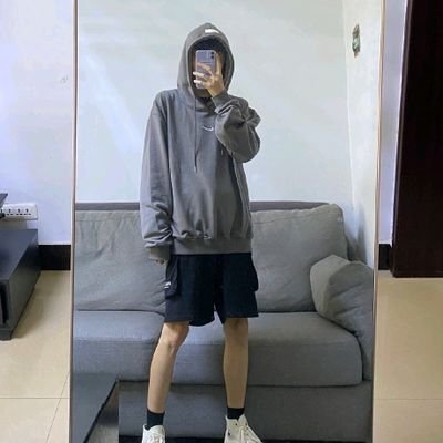 175-50 
喜欢nkz，lkz 
🛰️带照私聊
