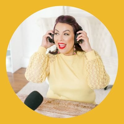 Be Fearless Podcast was created by Dagmar Torres. She is a social media leader, realtor, branding and beauty-obsessed, entrepreneur, author, & a simple woman.