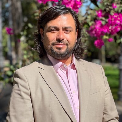 Delegado Presidencial Provincial de Chacabuco (@DPPChacabuco), Asistente Social y político de izquierda (@RDemocratica).