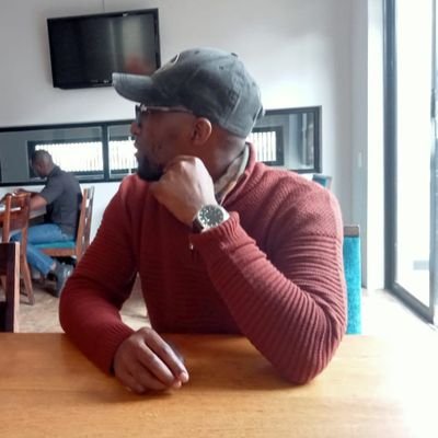 MalixolePopo's profile picture. Father, avid Sundowns supporter, married to cricket.... My views are strictly mine!!!!!!