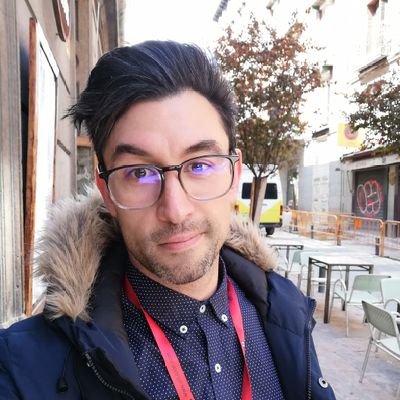 LoiroJavier's profile picture. Profesor y formador de ELE. Me encanta aprender y meter las narices en todo lo que puedo.🐵