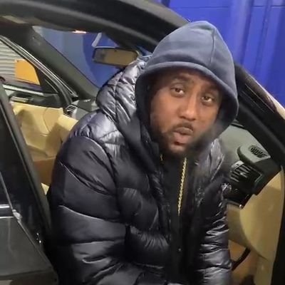 EMC_lg's profile picture. 