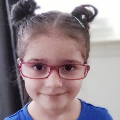 staceyomishakin's profile picture. 