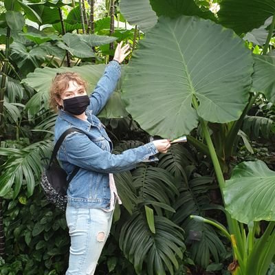 Interested in conservation, conversation, and all things green!
PhD student in the Seed Revolution lab at the University of Birmingham 🌱🧬