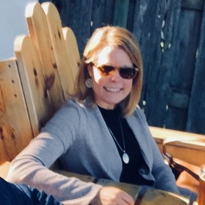 Social Worker. Wife. Dog Mom. Kidney Donor and Donate Life Advocate. Airstream Addict.