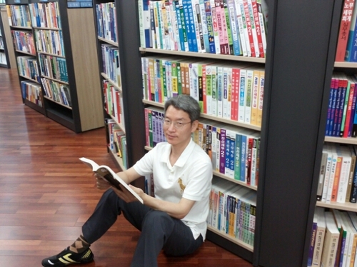 만자레, 칸타레, 아모레