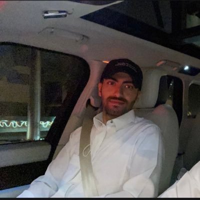 TalalAF1's profile picture. اللهم إني أعوذُ بِكَ أنْ أَضِلَّ أو أُضَلَّ ، أو أَزِلَّ أو أُزلَّ ، أو أظلِمَ أو أُظلَم ، أو أَجْهَلَ أو يُجهَلَ عَلَي