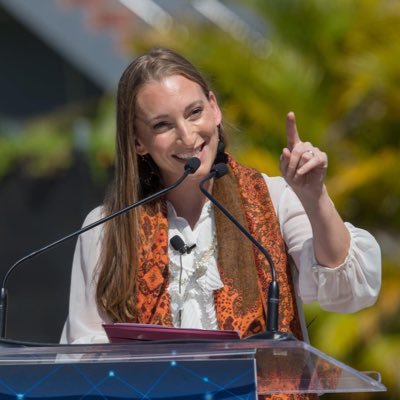 President of @MiamiFoundation • Community-lover • Closet Musician • Proud Mama • Pixie Dust Thrower