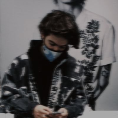 lvsarmin_'s profile picture. elia o trunks, votando.