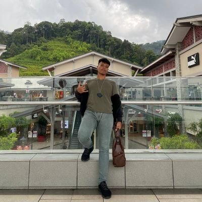 Nazri_Razib's profile picture. 99