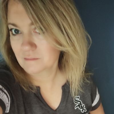 Mostly White Sox content. Wife and mom to daughters, dogs and cats. RN/CDI