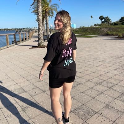 KubiakAsh's profile picture. pgh