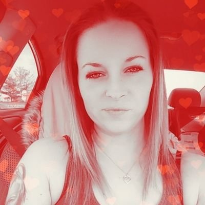 lynnmosley87's profile picture. 