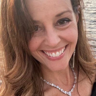 Educator, runner, mom, twin expert