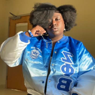 Ig: a.d.e.xoxo Psalms 27:1 Queen🖤👑 #ECSUFall22🎓 #FinerSince1920 🕊💙