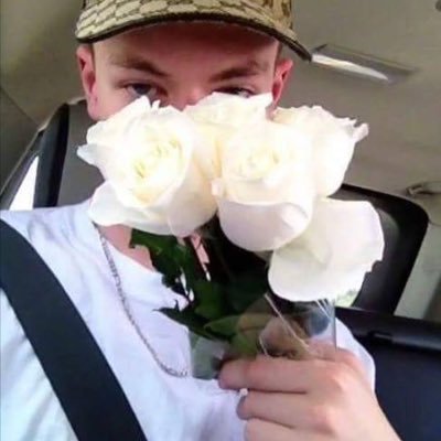 enyaahaha's profile picture. president of the world