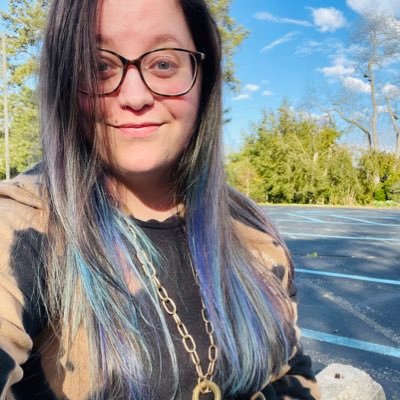 33. Wife. Cat Mom.
