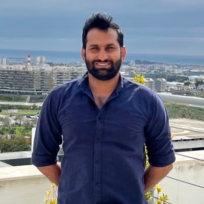 Professional software engineer, love to travel, discover places and meet new people. I spend time reading fiction & historical books.