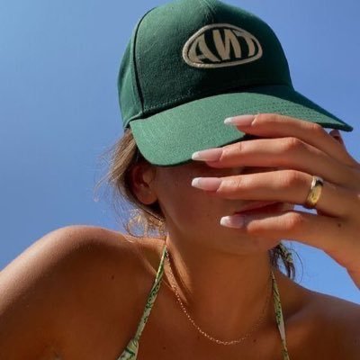 Hyeeemia's profile picture. 
