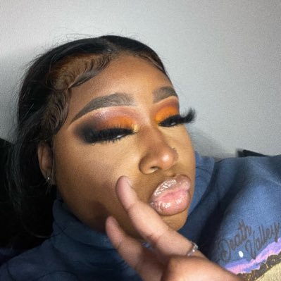 made diff.🦋 | IG @latinqueens_