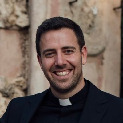 kramercameronlc's profile picture. LAUNCHING APOSTLES 🔥 ▫️Chaplaincy Director of the English Speaking Community in #Florence, #Italy🇮🇹 ▫️ ⛪️ @santi_apostoli ▫️Florence Leadership Academy 👇