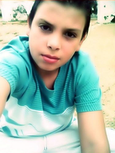 É eu so aquele que você nunca sera so um estilo  unico me acho  bonito ah não ligo pra critica  mas adoro que me invejam. me acho simpatico timido