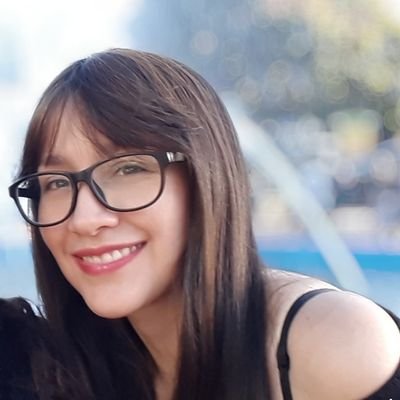 JenniferM_610's profile picture. 🇨🇴 Molecular biologist. PhD researcher at @CiimarUp Diving deep into the Arctic Ocean 🌊❄️ to unveil how climate change shifts the nitrogen cycle 🦠🧬💻