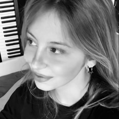 Carlotta_vrn's profile picture. 