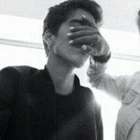 مدموزيل (@eem584) 's Twitter Profile
