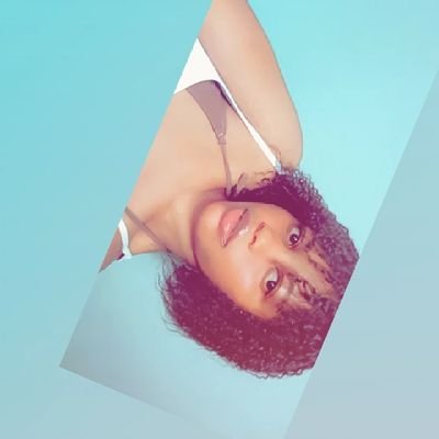 God over everything ❤️music Lover |plays violin 🎻🎶 | swimming | Movie Lover | ♋ |photography 😻✌️