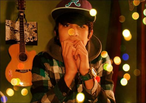Guitarra,post-hc confide,asking,adtr, surf, street, longboard...  http://t.co/BzBrrdOF0n