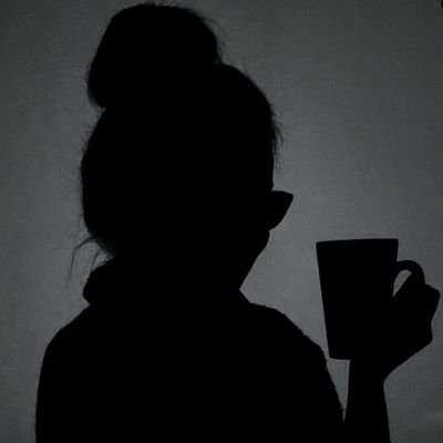 LinDeRnRQueen's profile picture. She remembered who she was and the game changed. 🔥