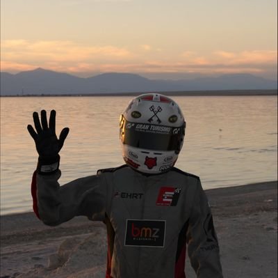 ehrt_pirby's profile picture. 