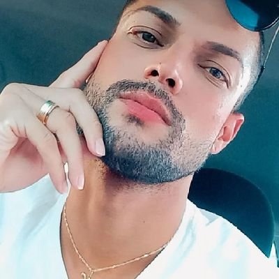 NathanMattaraz's profile picture. Todo sorriso será bem vindo.  😚