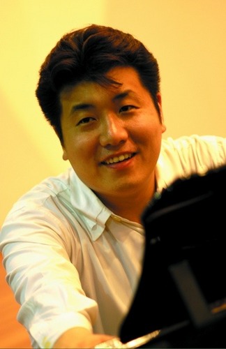 91joshep's profile picture. 어디든 찾아가서 하우스 콘서트를 선물하는 드림라이프 대표. 어제에 이어 오늘도 마이크 잡습니다. / 하우스 콘서트 기획자 / 강연콘서트 / 인문학 상상여행 콘서트 / 서울 모테트 합창단 홍보이사 / 인문학강연