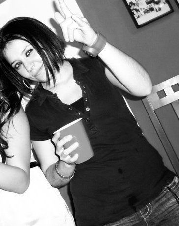 IselEstrada's profile picture. 