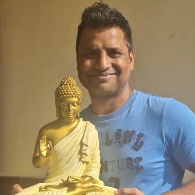 VijKum16081980's profile picture. Life is all about love and being happy..😎