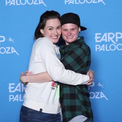 L_strom89's profile picture. 🏳️‍🌈 • she/her • 33 • #Earper • Dog mom • #E4L “You’re never fully dressed without a smile.” #BringWynonnaHome