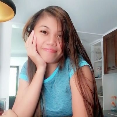 SheeNaaaaa03's profile picture. 