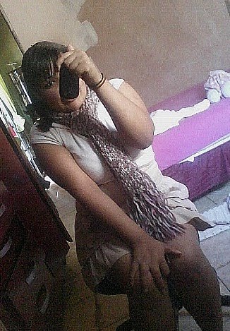 Um Dia A Gente Aprende A Conviver Com Uns && Sobreviver Com Outros.;!