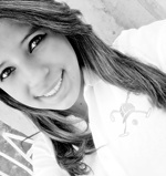 Não me julgue baseado em uma foto, um username, uma Bio de 160 caracteres e alguns tweets !
Esposa do @Euvouteseduzir1 & Gatinha do @EderTertuliano_ s2