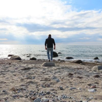 MaKiLiGl's profile picture. 1️⃣6️⃣1️⃣ Meck-Pomm👊🖤❤️🤩#fckafd #fcknzs

love music hate facism!

#TeamHabeck 💚