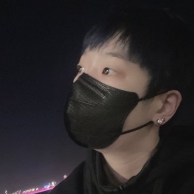 sdxc0629's profile picture. 저는 재발성우울장애 경증을 앓고 있는 아이입니다