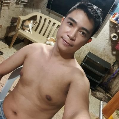 cutemark13's profile picture. love being myself