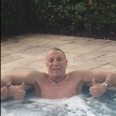 obrighi's profile picture. Ferrarista y Juventino. Defensor del libre comercio. Abuelo de Leonardo y Bianca