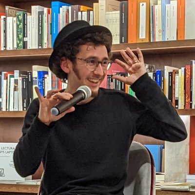 paulsanchez91's profile picture. 📚 I read, write and translate EN/ES/CA/HE 
✡️Cultura jueva a @MozaikaBCN
🎙Podcast sobre Israel @AlhayamTLV_BCN
👇Essays on my substack, The Downpour