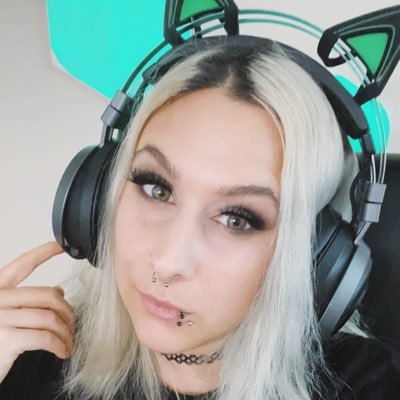 KittieFPS's profile picture. Twitch Affiliate • Apex Legends  • (edge/lord) •