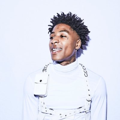 1MANARMY 👹no wepons formed us shall prosper . twitch streamer with no motion 💸